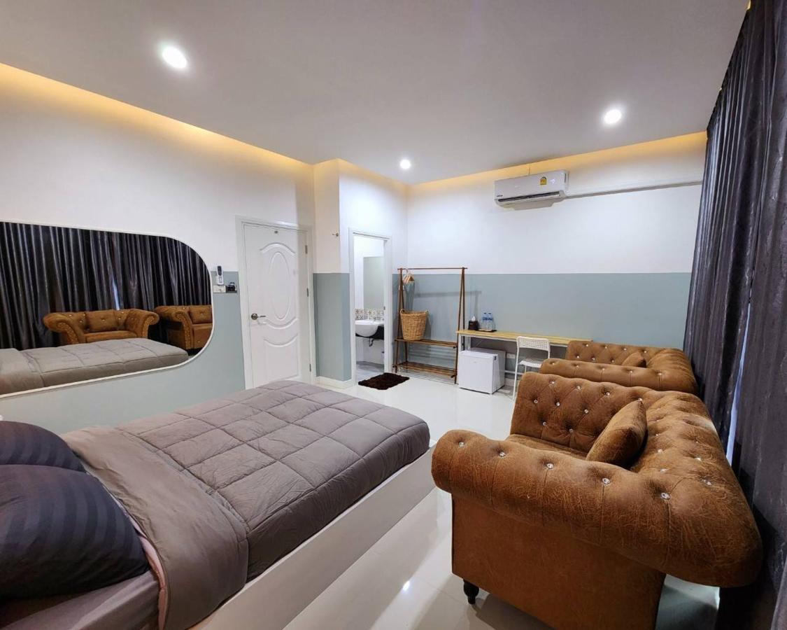 ホテル Pphouse Boutique House Phuket Town Ban Bang Khu  エクステリア 写真